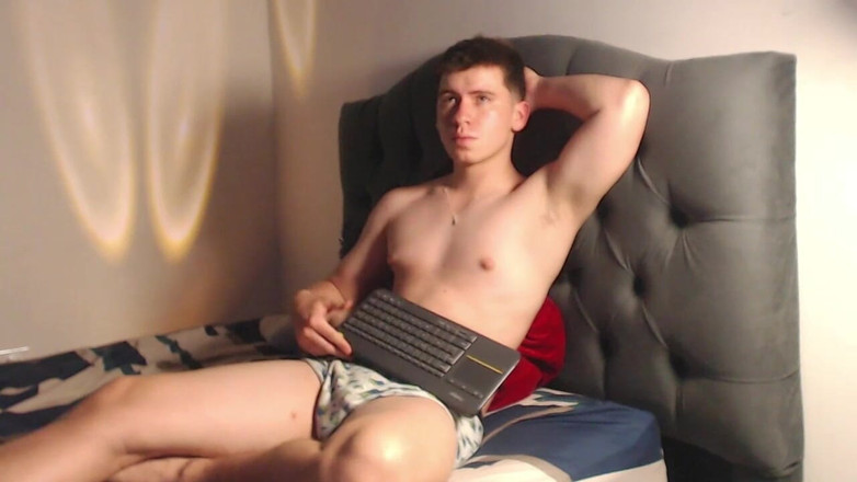 Icyhot707: Futbolisata Kolumbien Nicht In Shorts Masturbiert