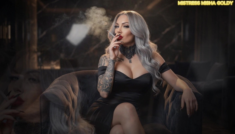 Goddess Misha Goldy: Pegged і Melted
