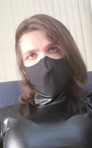 Mistress Mel: POV: Jsem děvka, ale ty kouříš ptáky