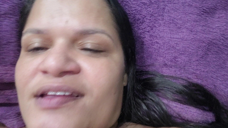 Paty Bumbum: 长角的混蛋我要羞辱你戴绿帽子