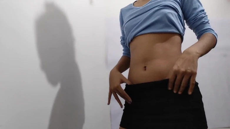 desigirl93: Hot College Girl Masturbates