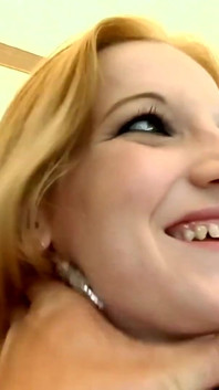 Lorena è una troia rumena che vuole scopare tutto il tempo con Nick Lang che ha un cazzo duro