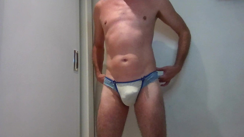 Alan Long: Antes do macho gozou para me comer!