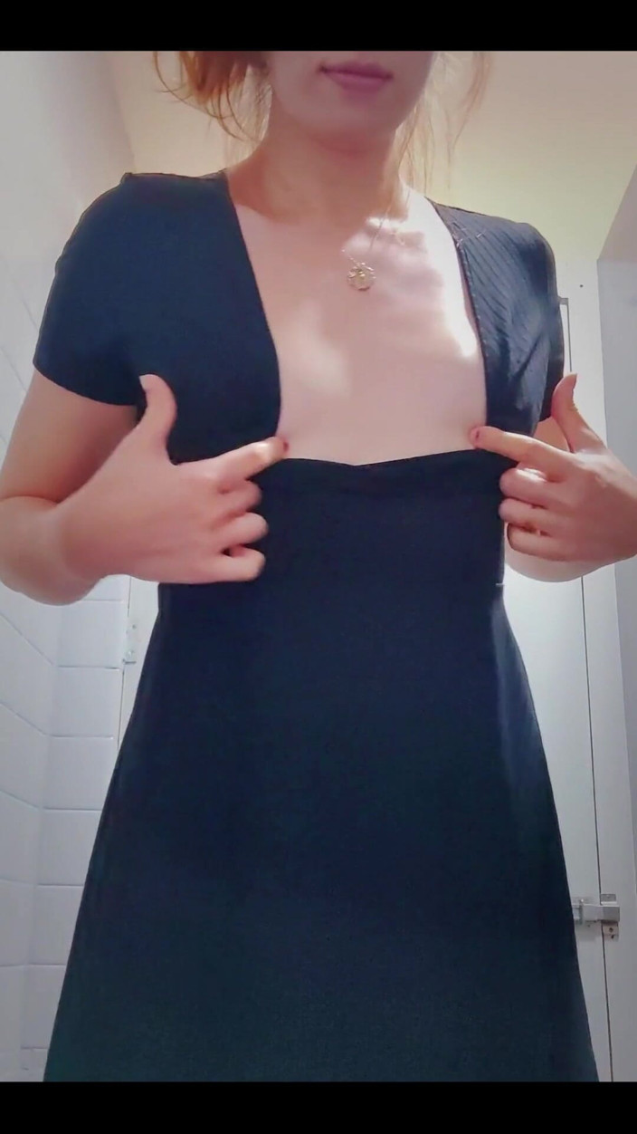 Aerie Rei: Small Tits