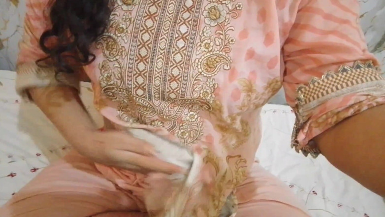 RedQueenRQ: Dorp Desi Indische vrouw en echtgenoot seks