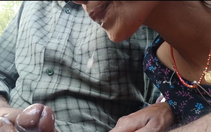 seema: Indická máma sperma v ústech