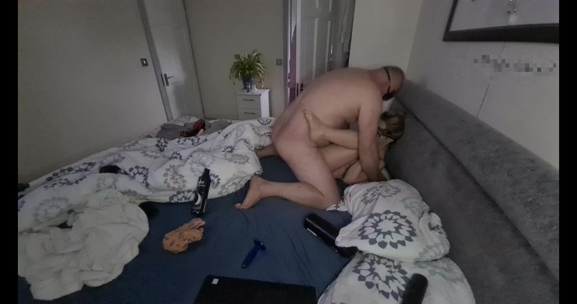 Anal Fetish Couple: Scopata di miLF amatoriale calda e molto arrapata