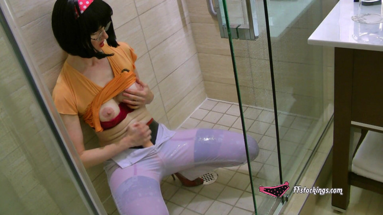 Stocking Videos: Fast, Loose, and Wet - Kinky Strap-on Surprise in Tight White...