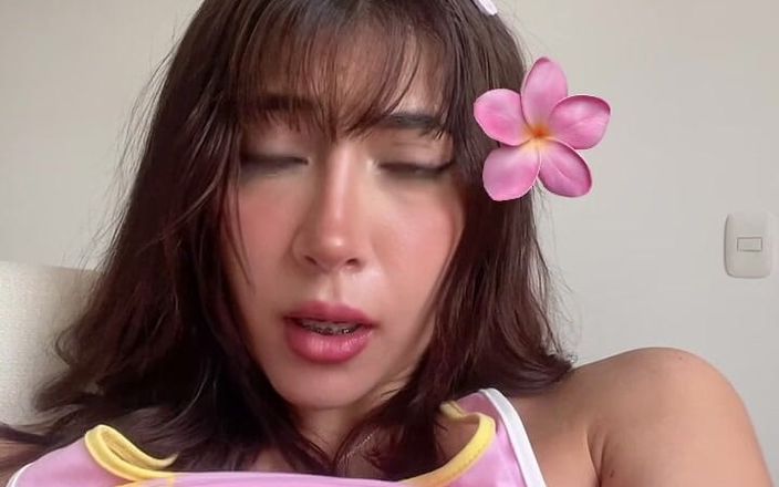 SweetGirl69: Öpebilmen için ıslanmışım