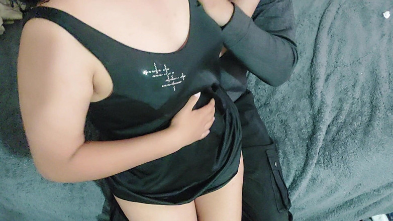 Josyandhot: Pijatan sensual ini berujung mainin puting erotis dan orgasme intens...