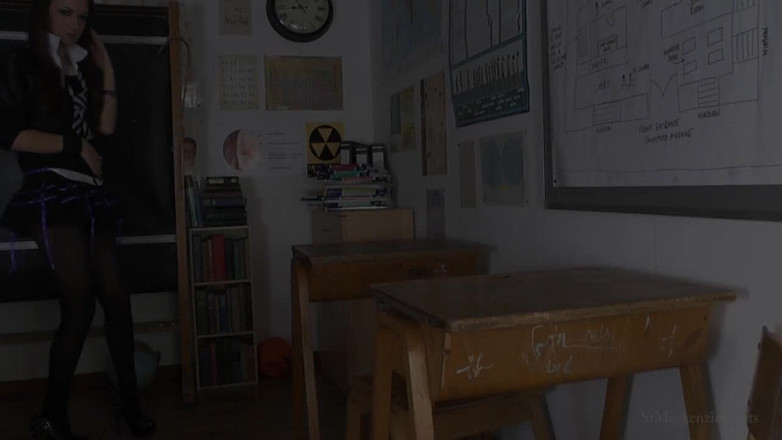 St Mackenzie's Archive: 너와 너의 상수 쳐다보는 것을 무시하는 로렌