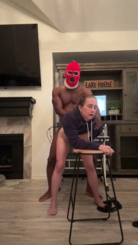 MILFs Dickstracting Orgasmic Morning with BBC
