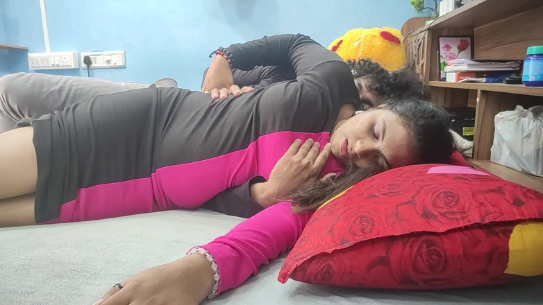 Vaigavarun45: Vaishnavy and Sharun Raj Hot Romance with Sex, Liplock and...