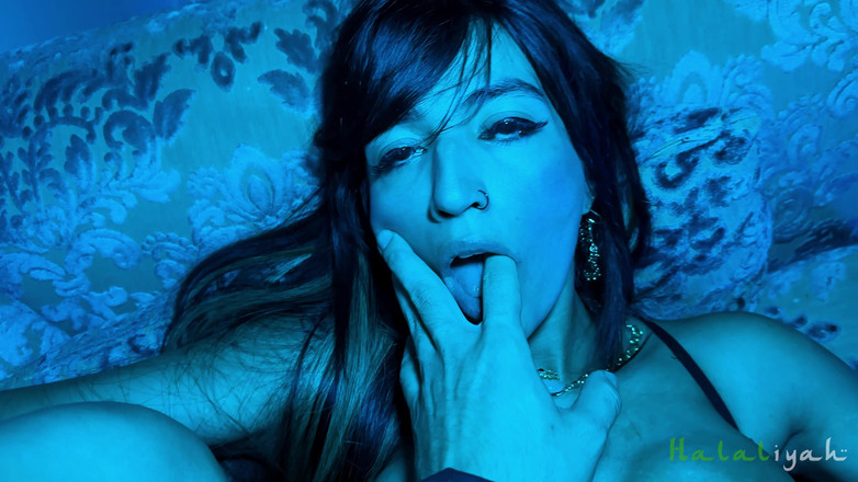 Aaliyah Yasin: Aaliyah Yasin和一个哥伦比亚壮男的随意搭讪