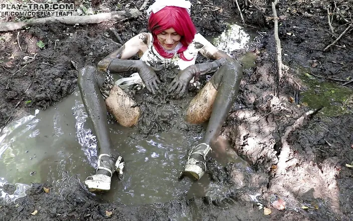 RosalinaxGirl: Trap cosplay Maki bride messy play in the mud