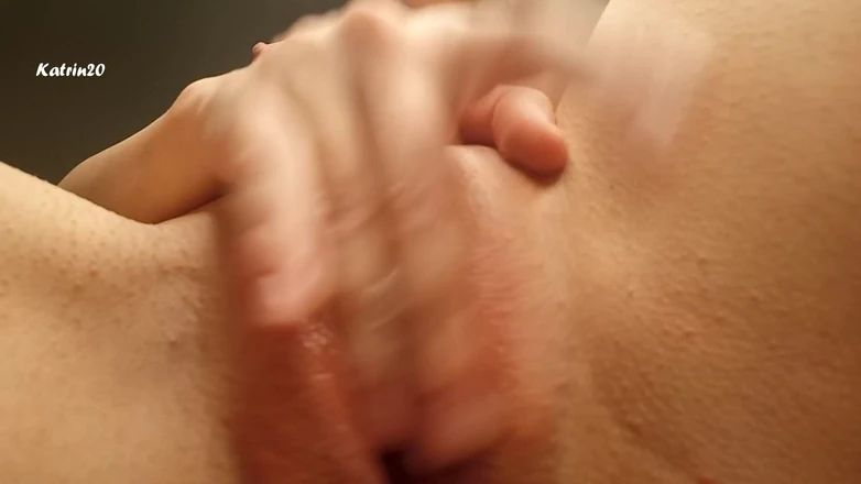 Katrin20: Let Me Sit on Your Face