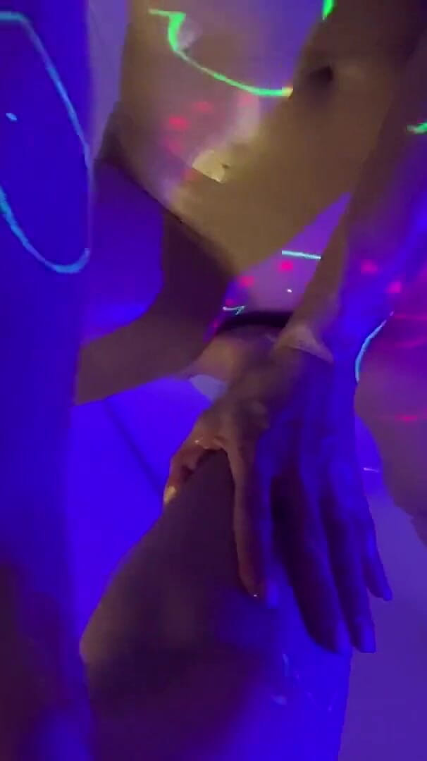 Oiled Wife Squirt on Big Dick, Her Lover Shoot a Video Report of How She Sucks a Big Dick, Then Sits on It and Sqirt (Ani Sexwife)