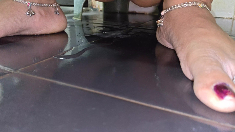 Sexy baby girl: Švagrová vyrušila odpočinek, švagr ji opustil brzy ráno