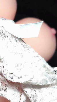 โคลสอัพ - เย็ดครั้งแรกของหีเวอร์จิ้น, ช็อตโคลสอัพที่ดีที่สุด - ของเล่น Asmr บนเซ็กส์ทอย