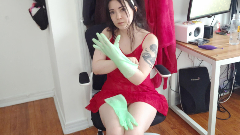 lilredvelvettt: Gummi-geschirrhandschuh fingern