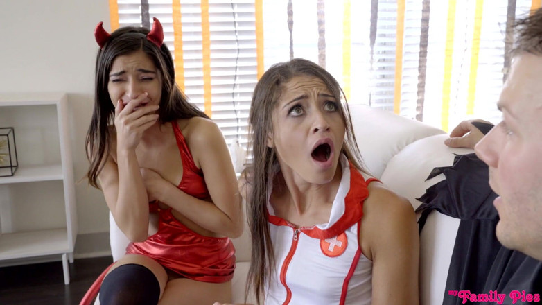 My family pies: Costume Party Creampie - S5e1