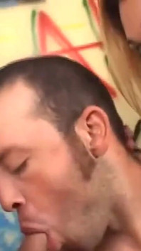 She-male gang-bang em San Paulo do Brasil
