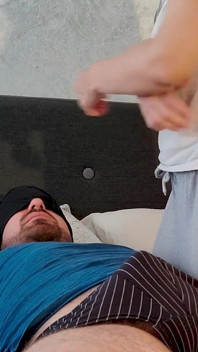 I Feed My Stepson in Law with My Big Natural Tits to Let Him Jerk off