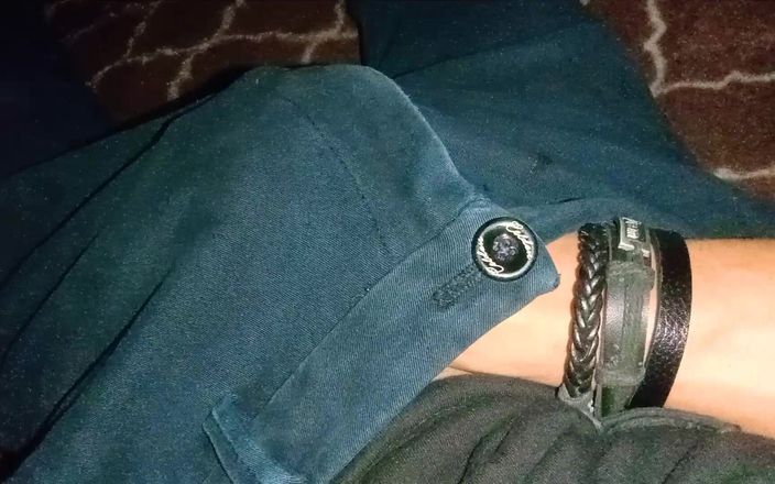 KingLeo: Fofa menina suave se masturba antes da faculdade na buceta...