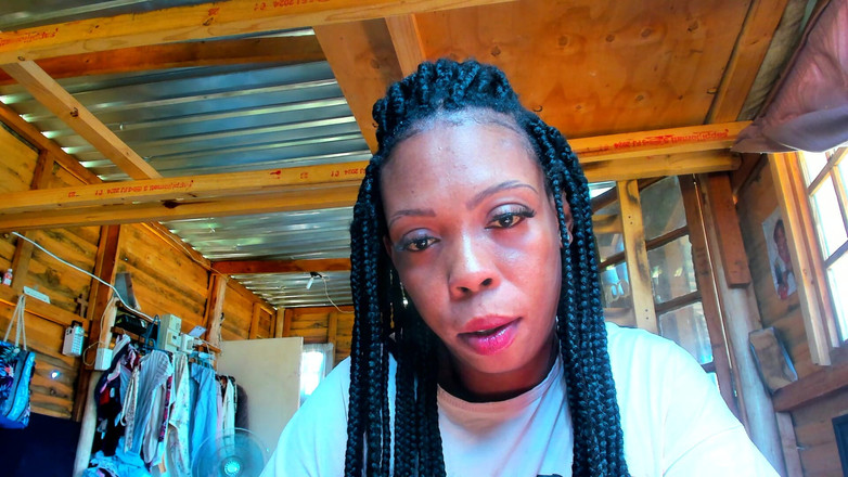 AnalEbony: Zeiță mare cu cur natural moale și sexy...