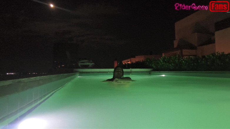 Only Riderqueen BBW Step Mom Latina Alone: Videoclipuri pentru fani; Rq Doar pentru tine, Travel