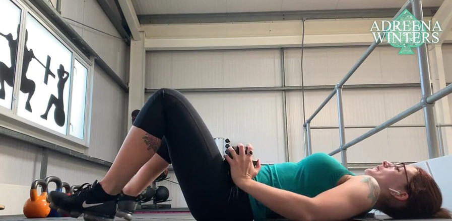 Adreena Winters: 일주일 ️ 동안 런던으로 향하기 전에 빠른 체육관 세션
