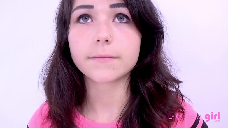 L.A. New Girl: Amateur tiny teen sucks &amp; fucks big cock at photoshoot for...