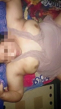 Komşumu emmenin zevki. Vücudumu titreştiriyor