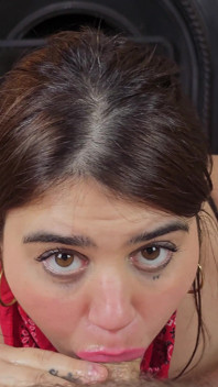 Lucia de Gta 6 se fait éclabousser le visage et fesser le cul