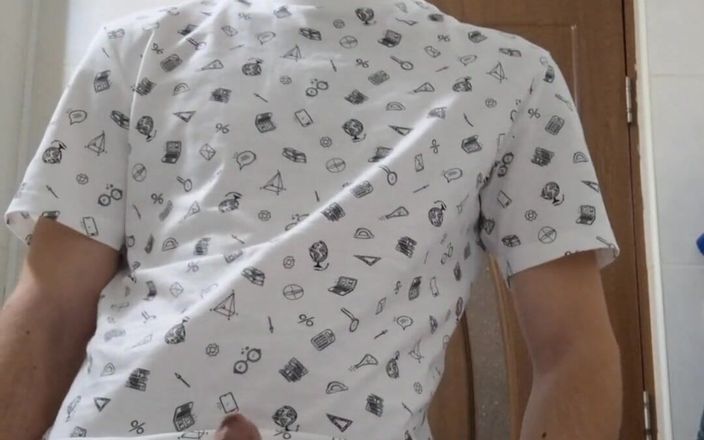 The college boy: Snelle masturbatie in de badkamer