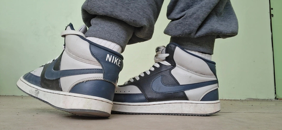 jerkofflover: Nike schoenen aan mijn voeten