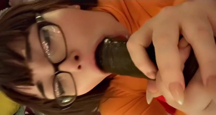 LexxiBakk: Velma houdt van grote zwarte lul