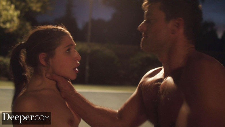 Deeper: गहरी। अबेला डेंजर अदालत की कार्रवाई पर लालची हो जाता है