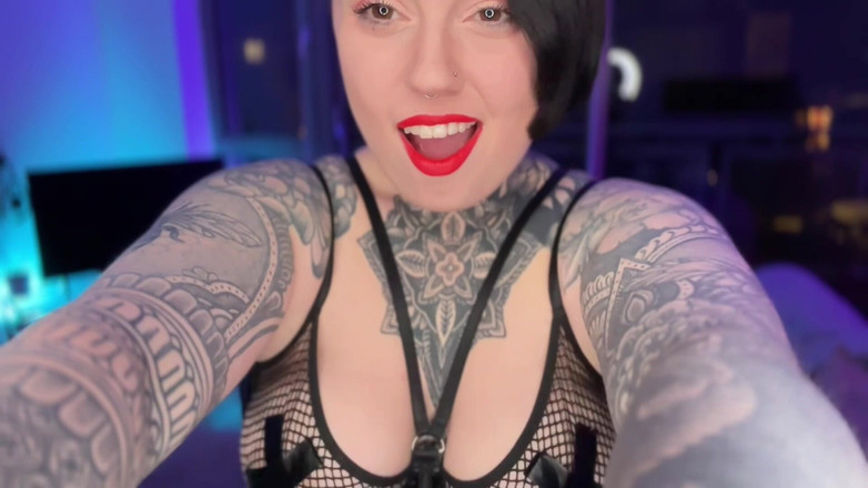 Miss Valentina: Sveltina bar executrixxx