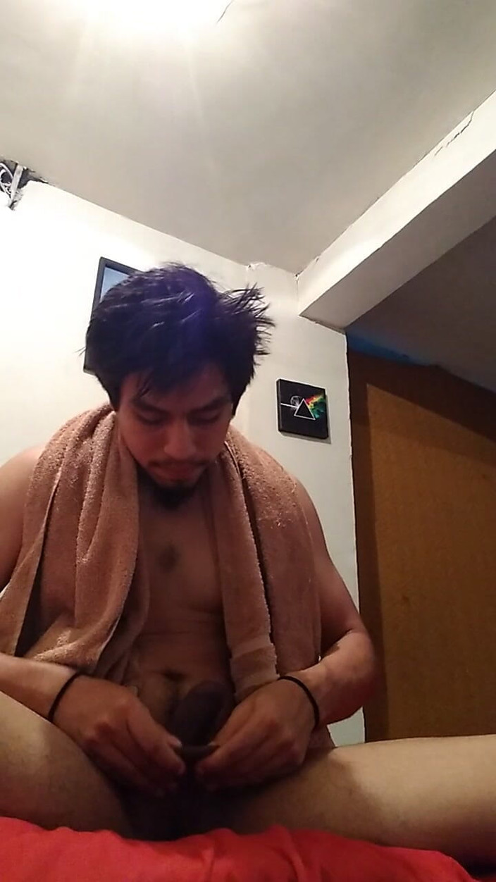 AlexAlejandro13: मेरे साथ बिस्तर पर जाओ मुझे बहुत सारा हार्डकोर सेक्स करने का मन करता है