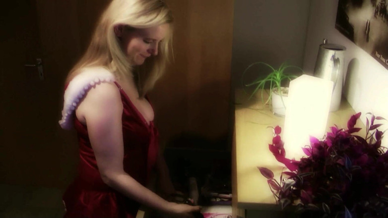 Dirty Tina: Old but Gold - Christmas 2012