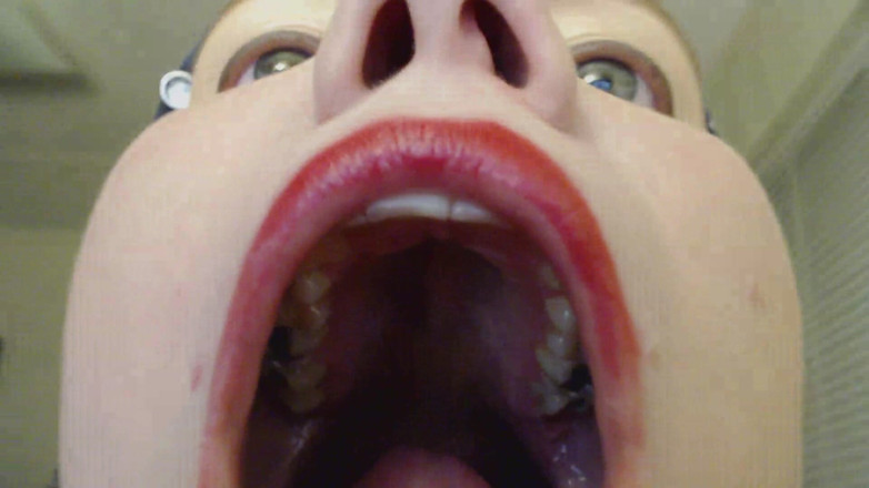 Scarlet Vixen: Язык, глотка, заполнение n рот фетиш