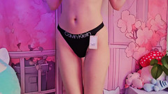 petitesubkitten: केल्विन क्लेन पैंटीज और थोंग्स दौड़ने की कोशिश करते हैं