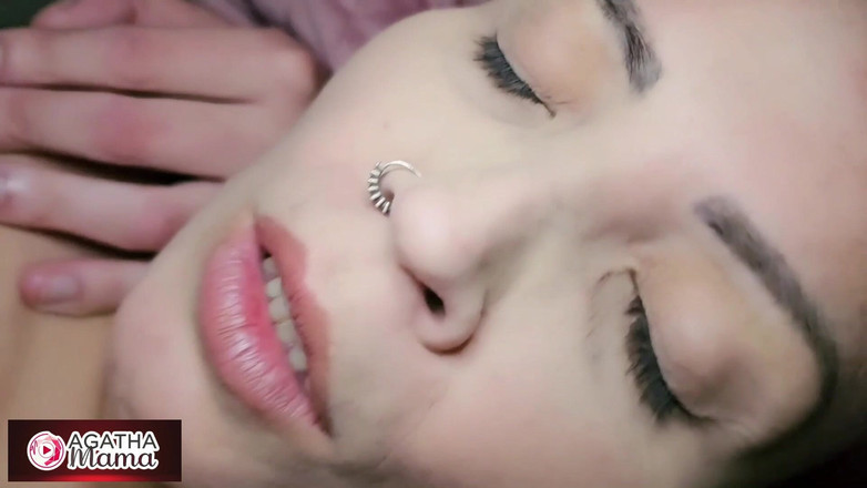 Agatha Mama: Agatha Mama Em Uma MILF, Entre Sonho E Pânico O...