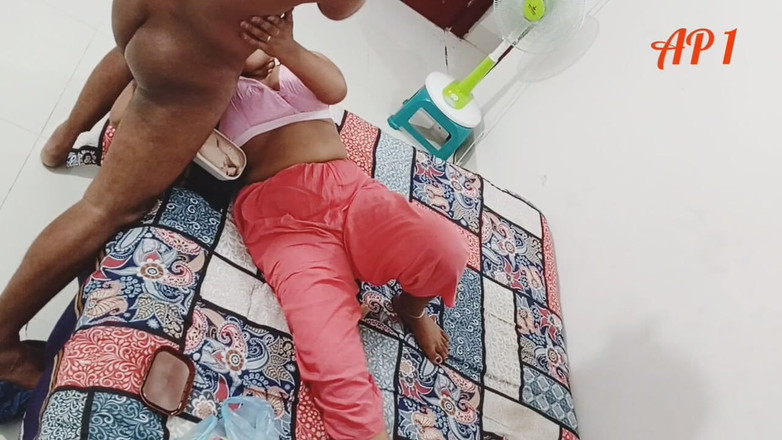 akashprimex790: Bangladeshi calda formosa bionda ragazza ex suo fidanzato grande cazzo...