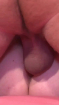 Une salope BBW prend une bite dans sa grosse chatte