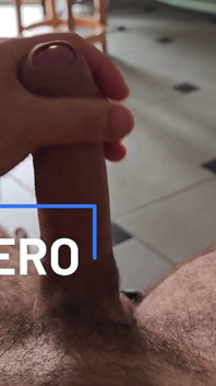 Berkongkek keras dengan teman lelaki dan dildo saya