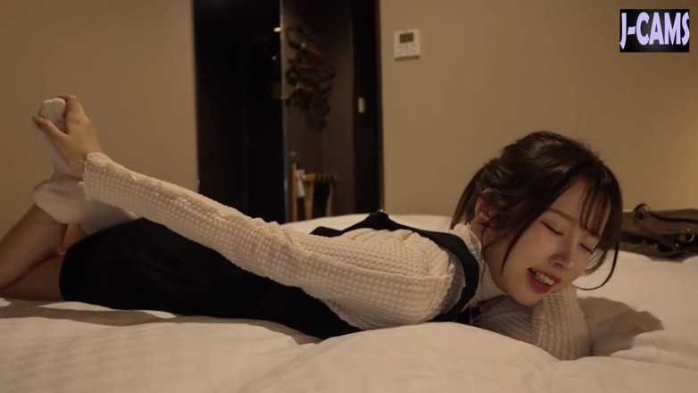 J-Cams: She, Rima Arai Ignites the Night with Silent Fire. - 6