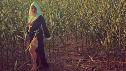 Kylie Britain Adventures: Corn play