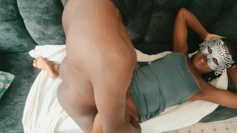 SPICYIT: Ero così eccitato che ho dovuto invitare il mio fratellastro...